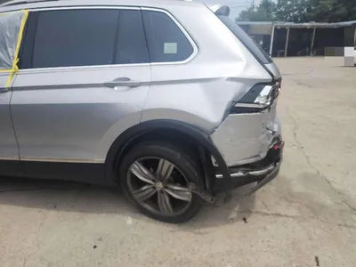 2018 Volkswagen Tiguan VIN: