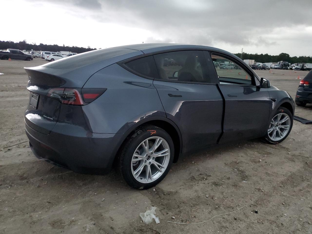 2023 TESLA MODEL Y  VIN:7SAYGDEE0PA195099