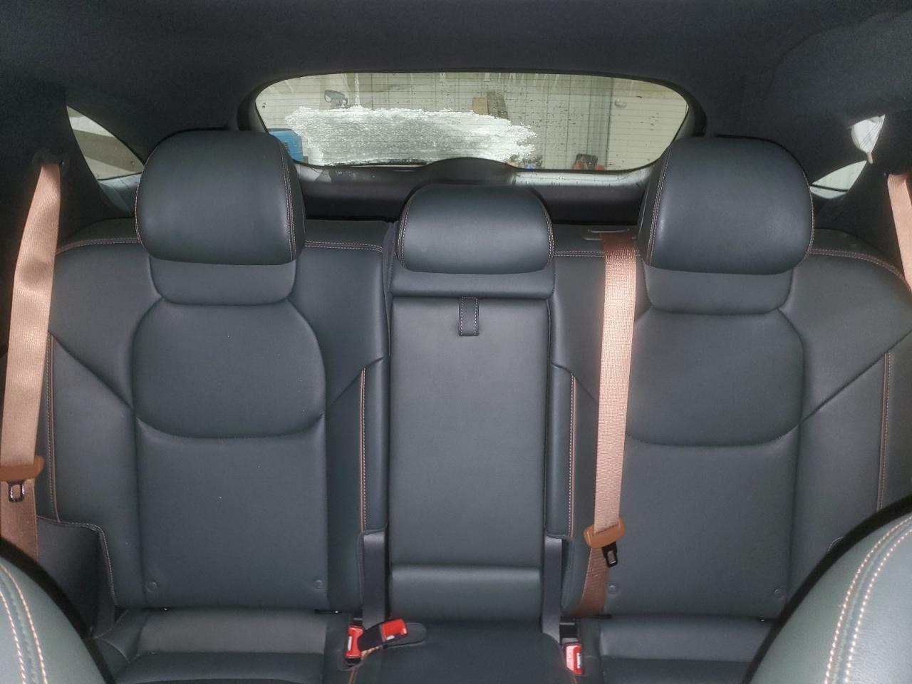 2022 GENESIS GV70 BASE VIN:KMUMADTB9NU069995