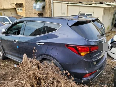 2017 Hyundai Santa FE VIN: