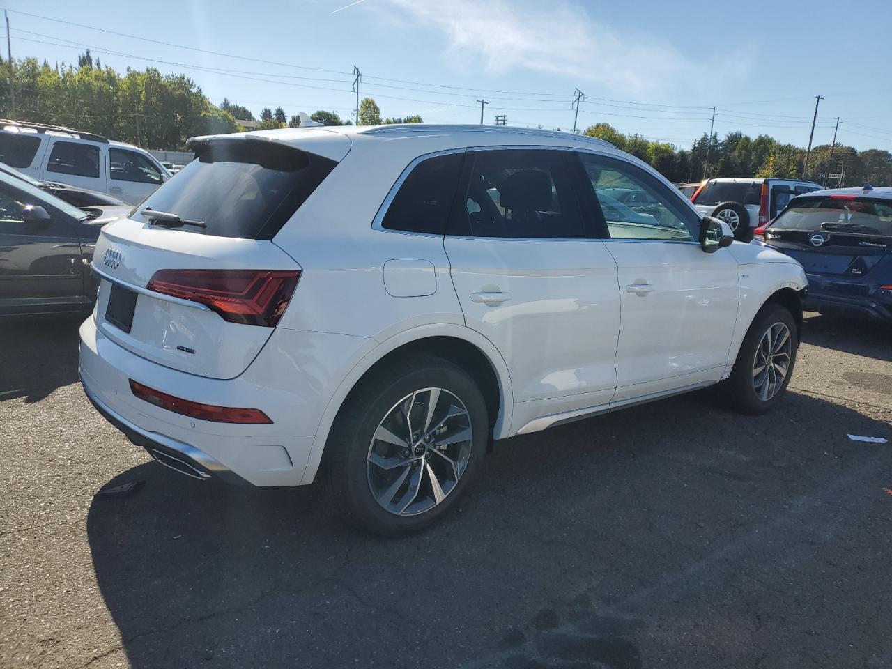2024 AUDI Q5 PREMIUM PLUS 45 VIN:WA1EAAFY3R2072117