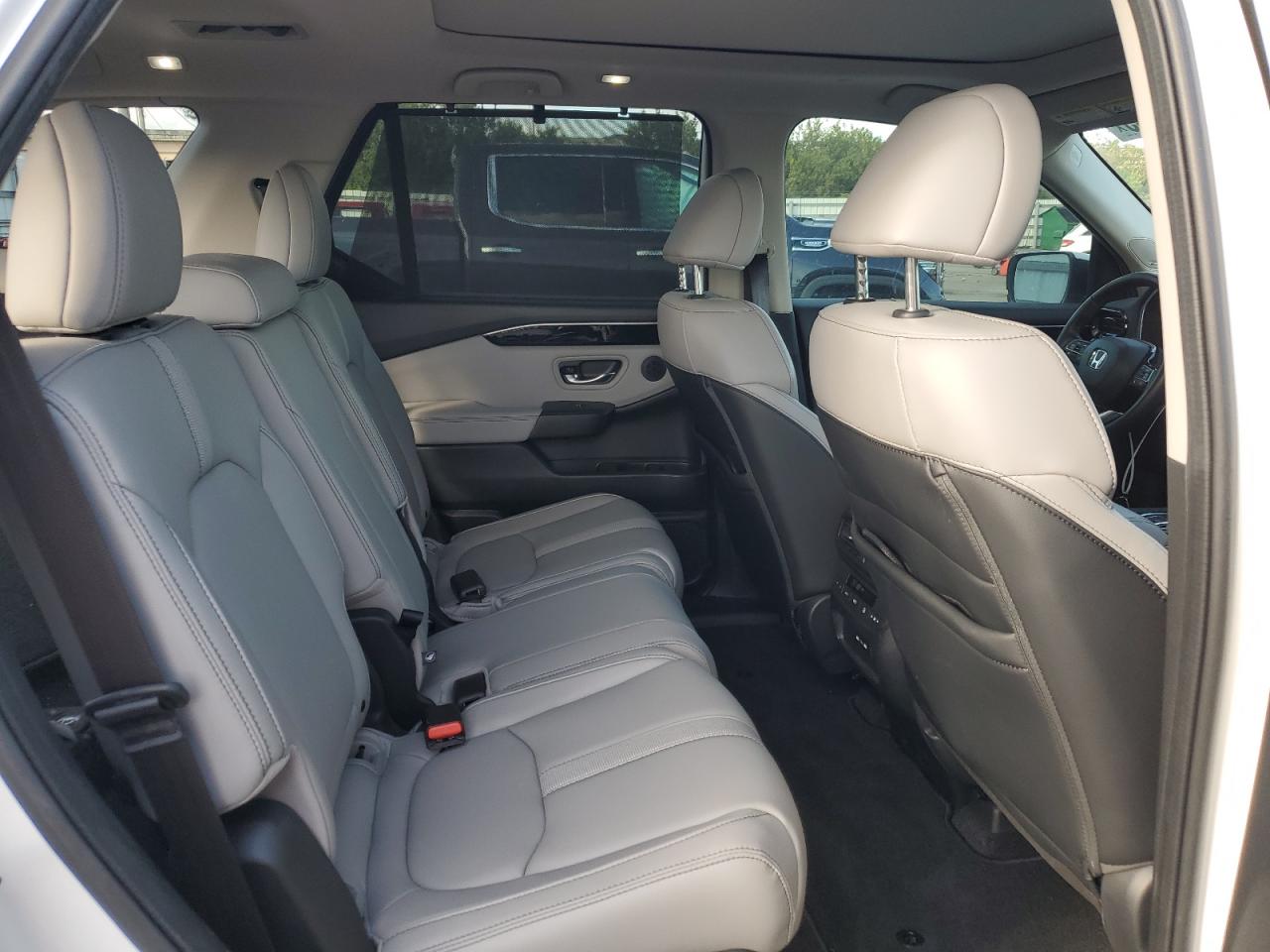 2024 HONDA PILOT TOURING VIN:5FNYG2H76RB008887
