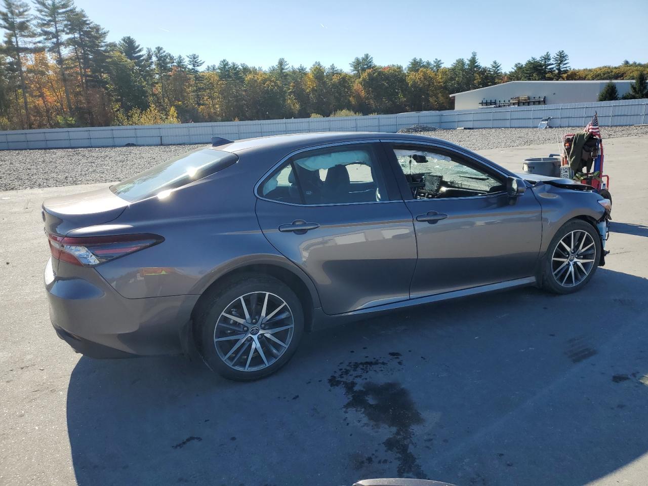 2024 TOYOTA CAMRY XLE VIN:4T1F11BK8RU129083