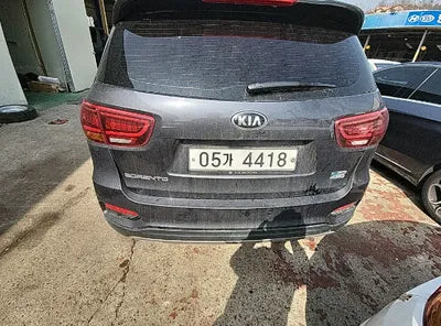 2018 Kia Sorento KNAPG81BDJA439364 VIN:KNAPG81BDJA439364