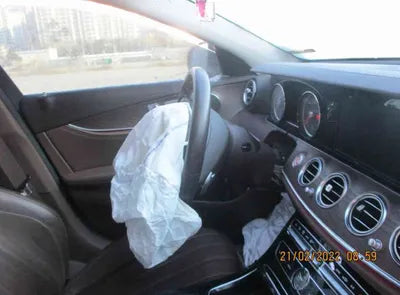 2016 Mercedes-Benz E 220 WDDZF0EB8HA045294 VIN:WDDZF0EB8HA045294