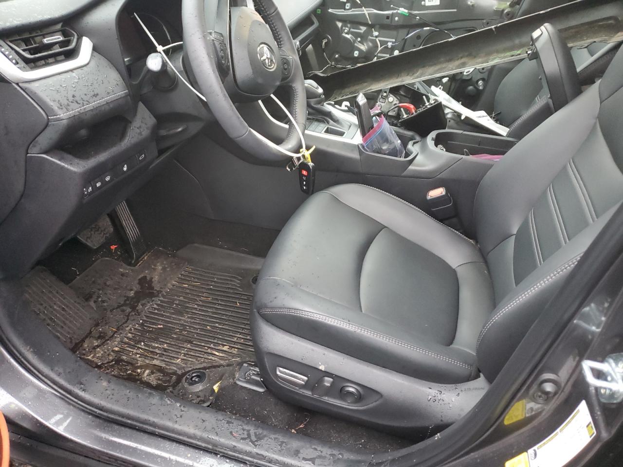 2024 TOYOTA RAV4 XLE PREMIUM VIN:2T3A1RFV4RC442637