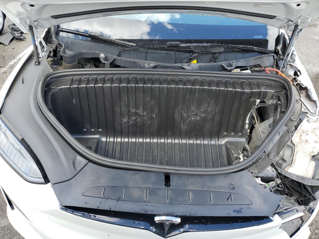 2023 TESLA MODEL X  VIN:7SAXCBE54PF405542