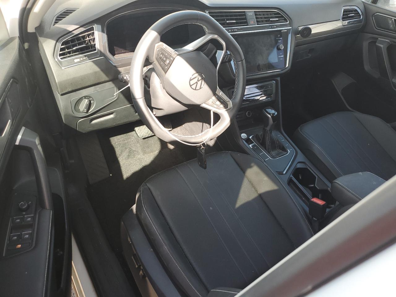 2023 VOLKSWAGEN TIGUAN SE VIN:3VVNB7AXXPM073051