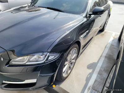 2016 Jaguar XJ SAJAA2294GNV93398 VIN:SAJAA2294GNV93398