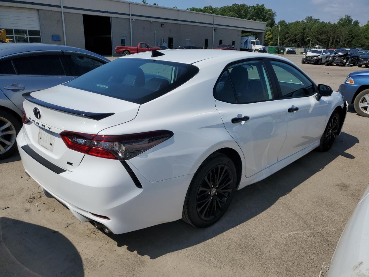 2022 TOYOTA CAMRY SE VIN:4T1G11AK1NU054940