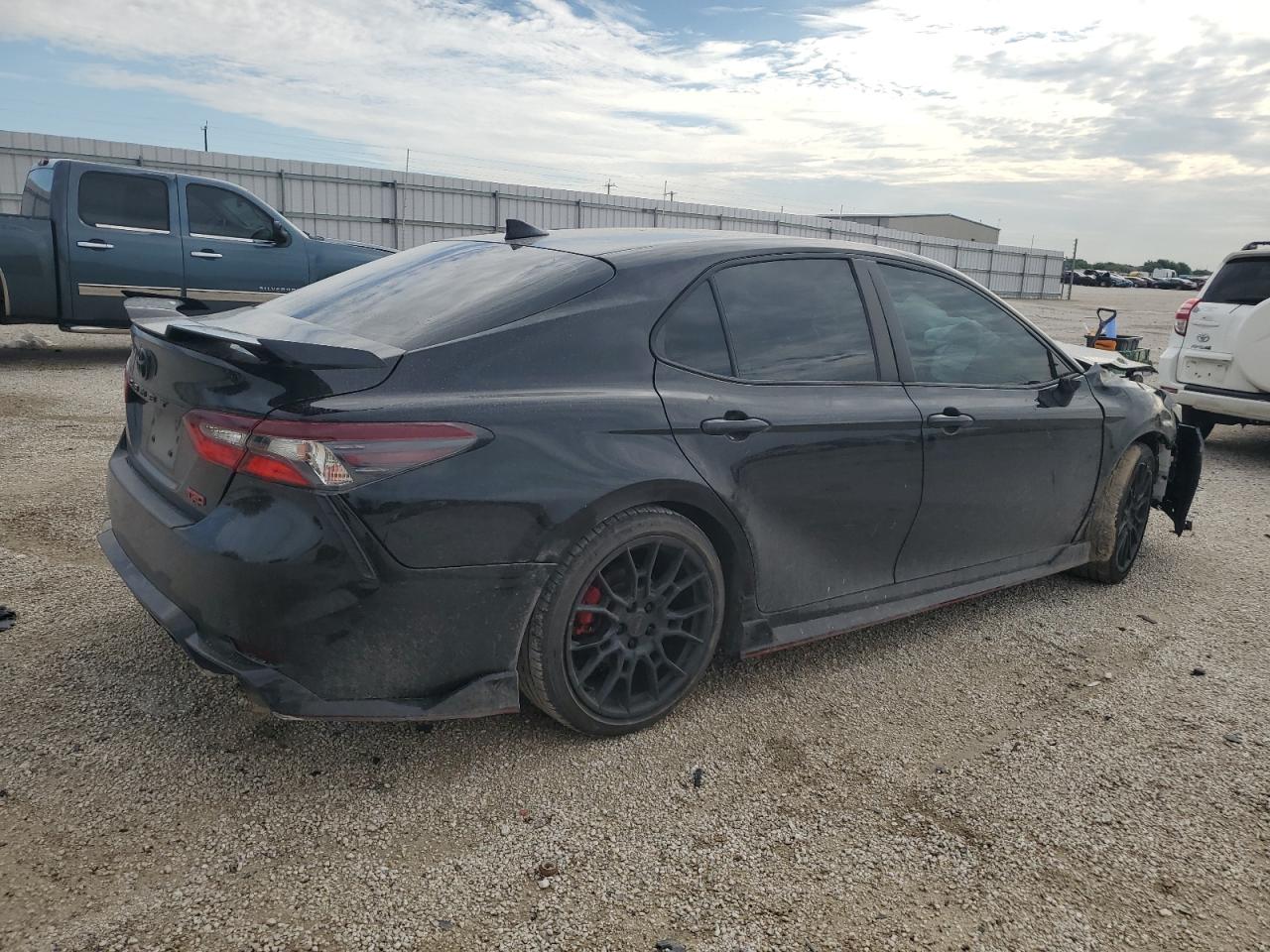 2022 TOYOTA CAMRY TRD VIN:4T1KZ1AK5NU065345