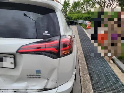 2018 Toyota RAV4 JTMDJREV6JD254944 VIN:JTMDJREV6JD254944