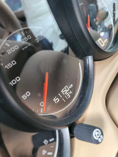 2015 Porsche Panamera VIN: