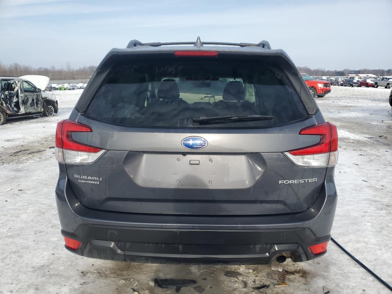 2022 SUBARU FORESTER PREMIUM VIN:JF2SKADC1NH426237