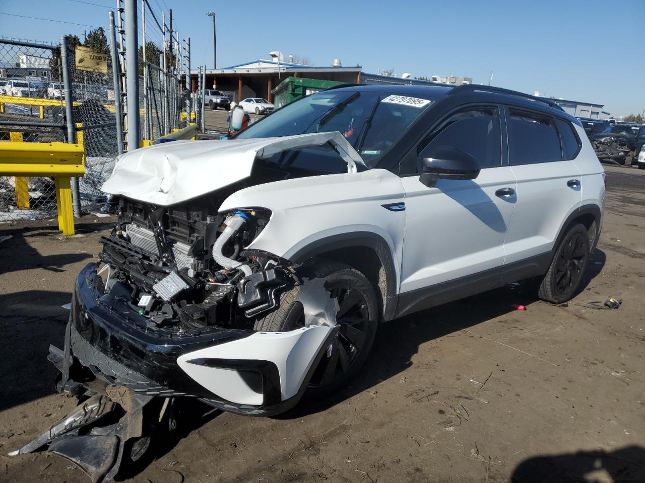 2024 VOLKSWAGEN TAOS SE VIN:3VVLX7B25RM119285