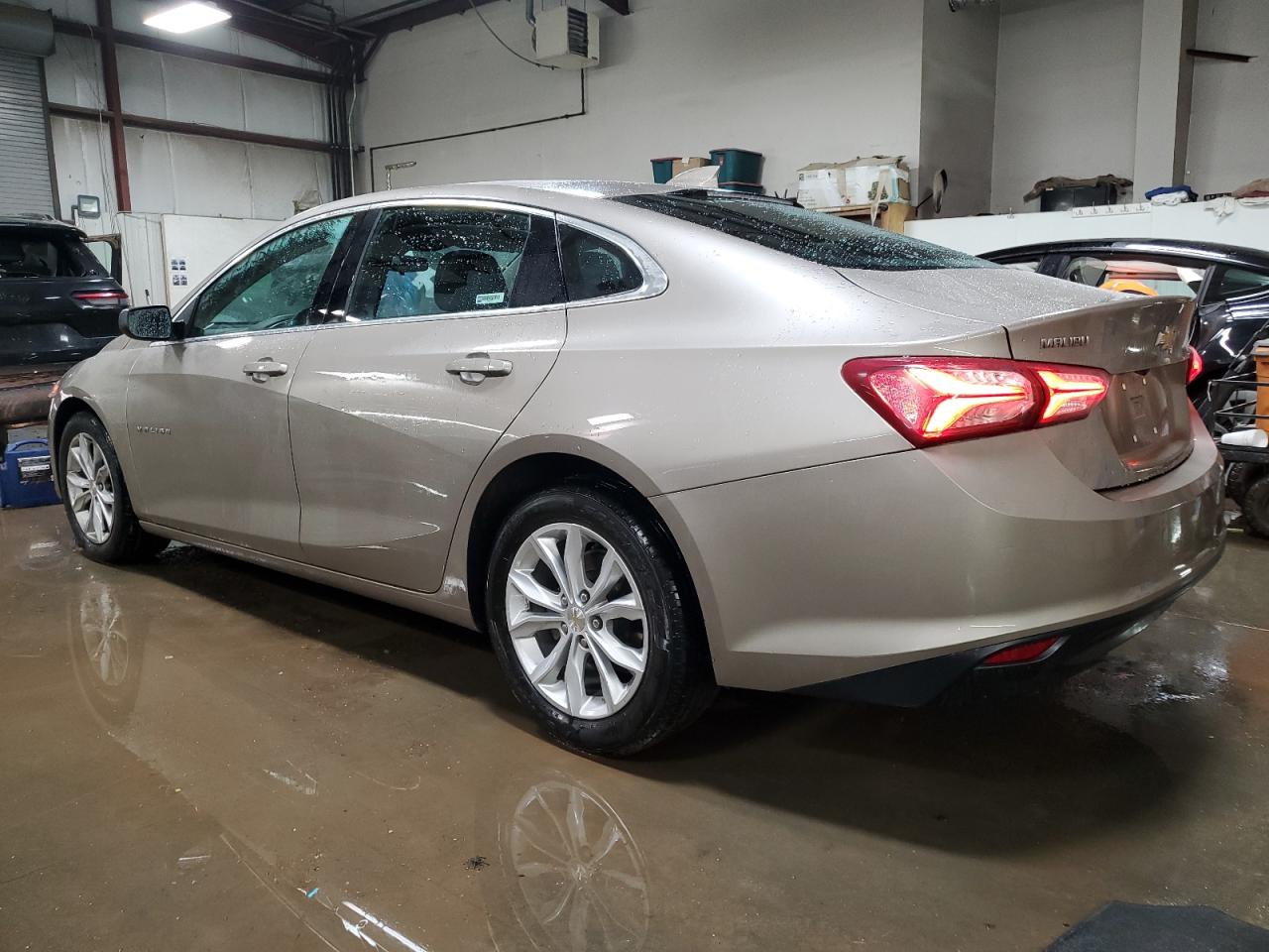 2022 CHEVROLET MALIBU LT VIN:1G1ZD5ST8NF136597