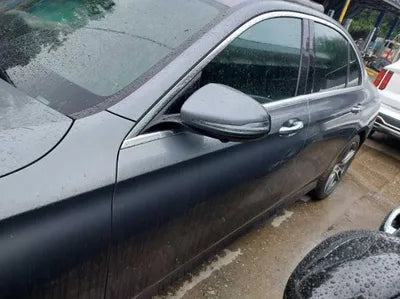 2018 Mercedes-Benz E 300 VIN: