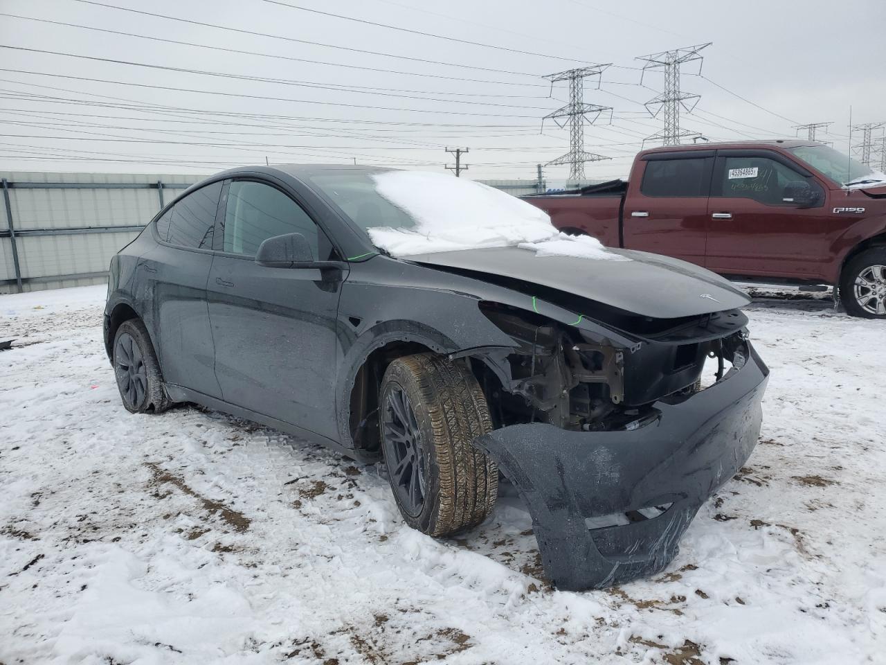 2024 TESLA MODEL Y  VIN:7SAYGDEE3RF178884
