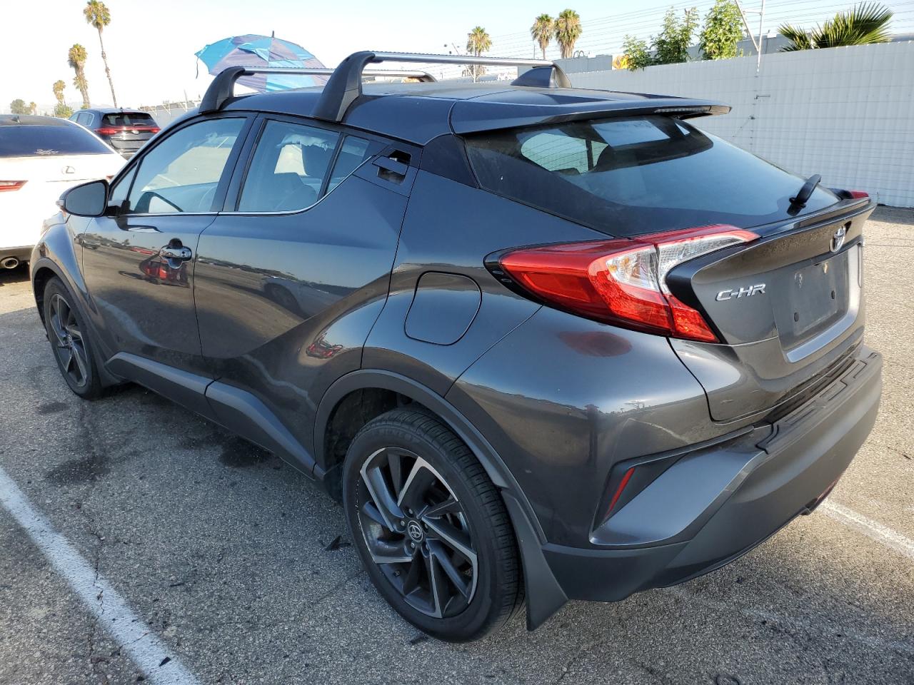 2022 TOYOTA C-HR XLE VIN:NMTKHMBX6NR145369