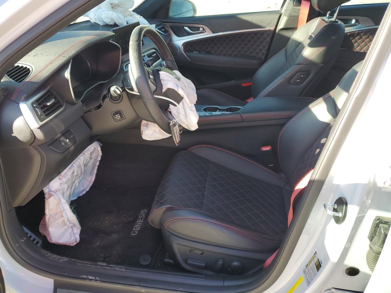 2022 GENESIS G70 BASE VIN:KMTG54TE0NU084403