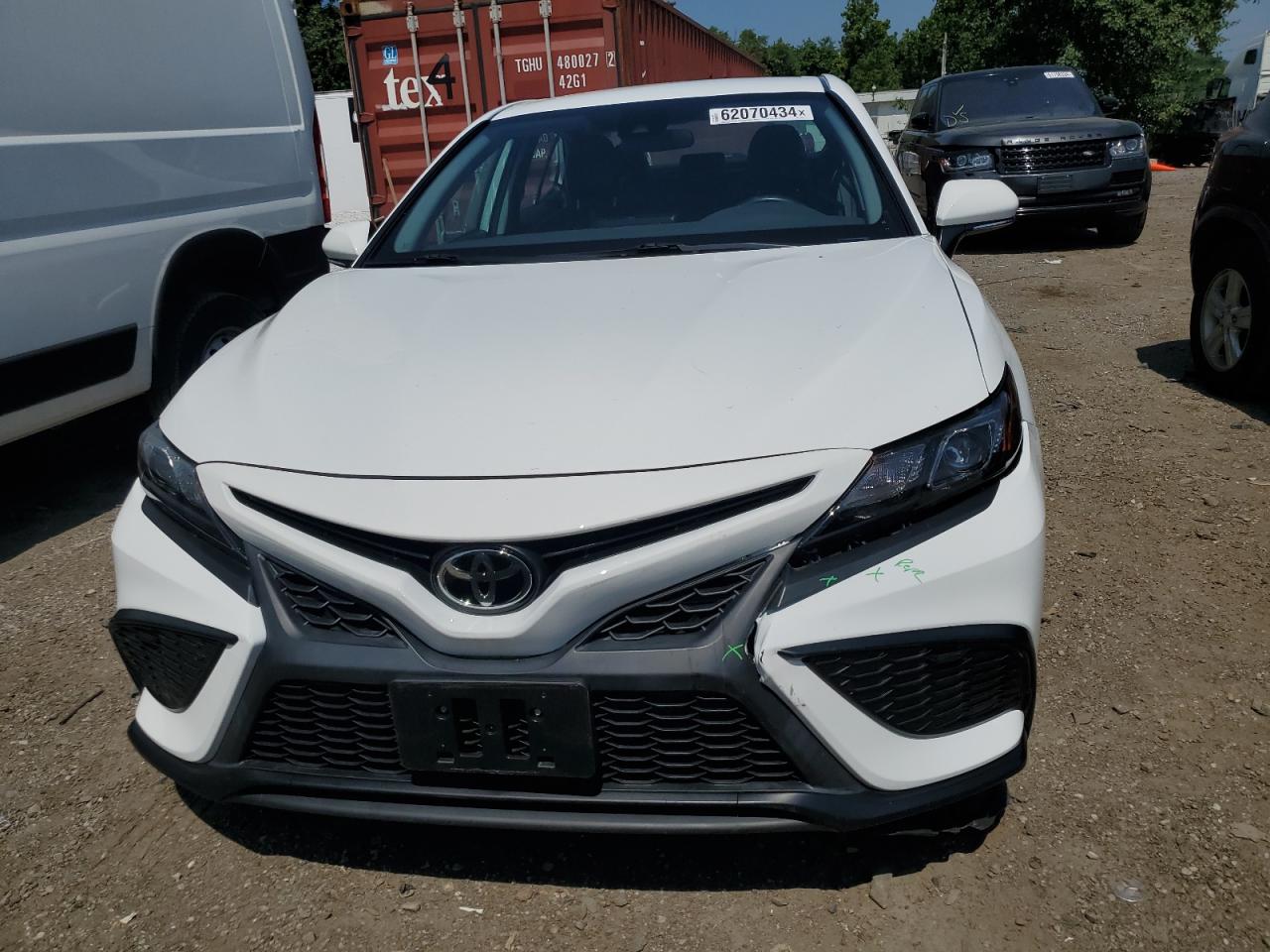 2022 TOYOTA CAMRY SE VIN:4T1G11AK0NU618934