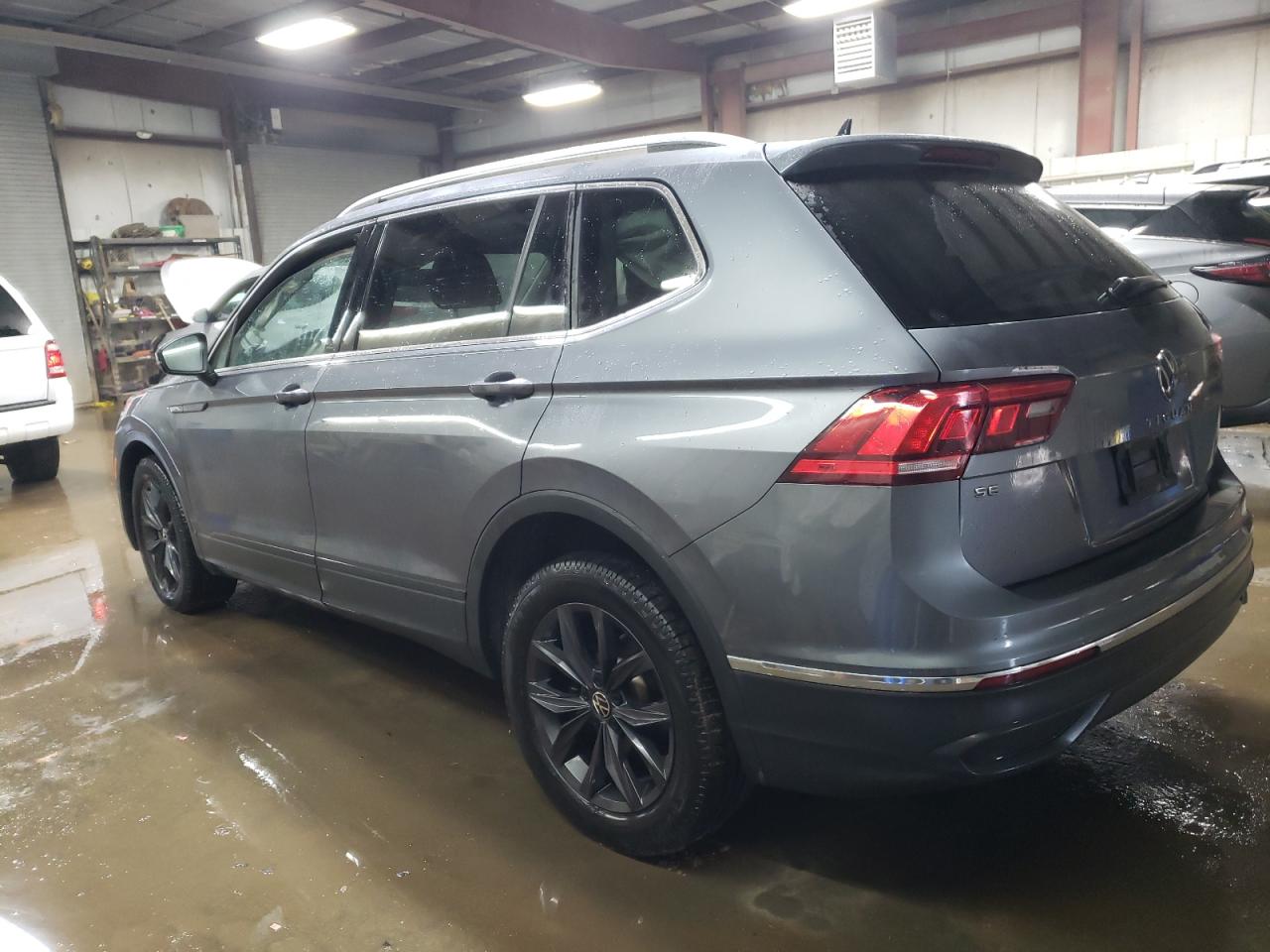 2022 VOLKSWAGEN TIGUAN SE VIN:3VV2B7AX5NM012268
