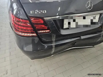 2016 Mercedes-Benz E 220 VIN: