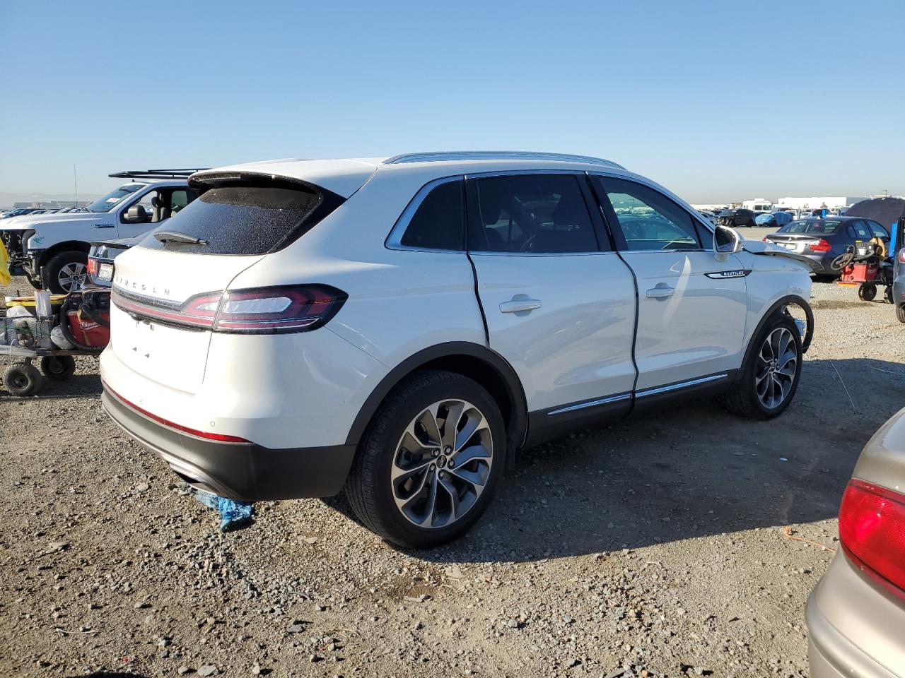 2023 LINCOLN NAUTILUS RESERVE VIN:2LMPJ8K94PBL07217