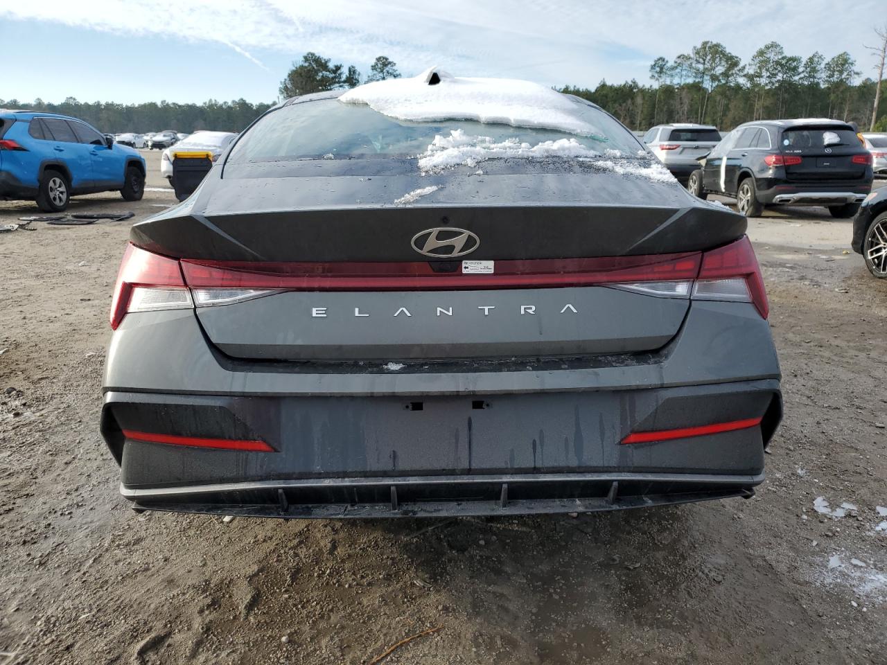 2024 HYUNDAI ELANTRA SEL VIN:KMHLS4DG3RU686381