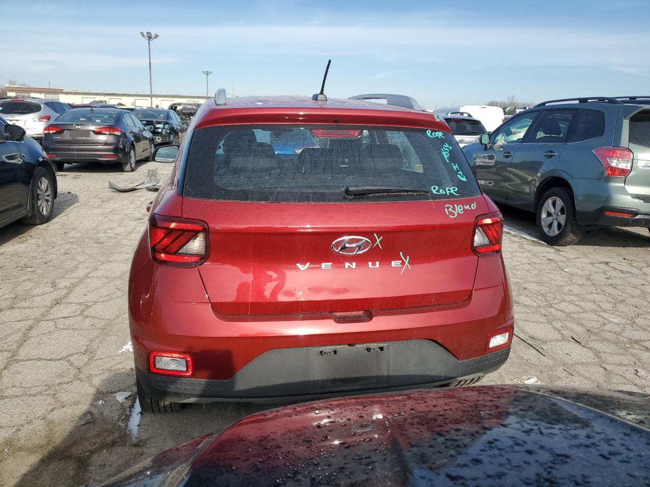 2024 HYUNDAI VENUE SEL VIN:KMHRC8A37RU331570