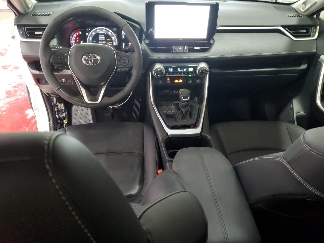 2023 TOYOTA RAV4 XLE PREMIUM VIN:JTMA1RFV7PJ041853