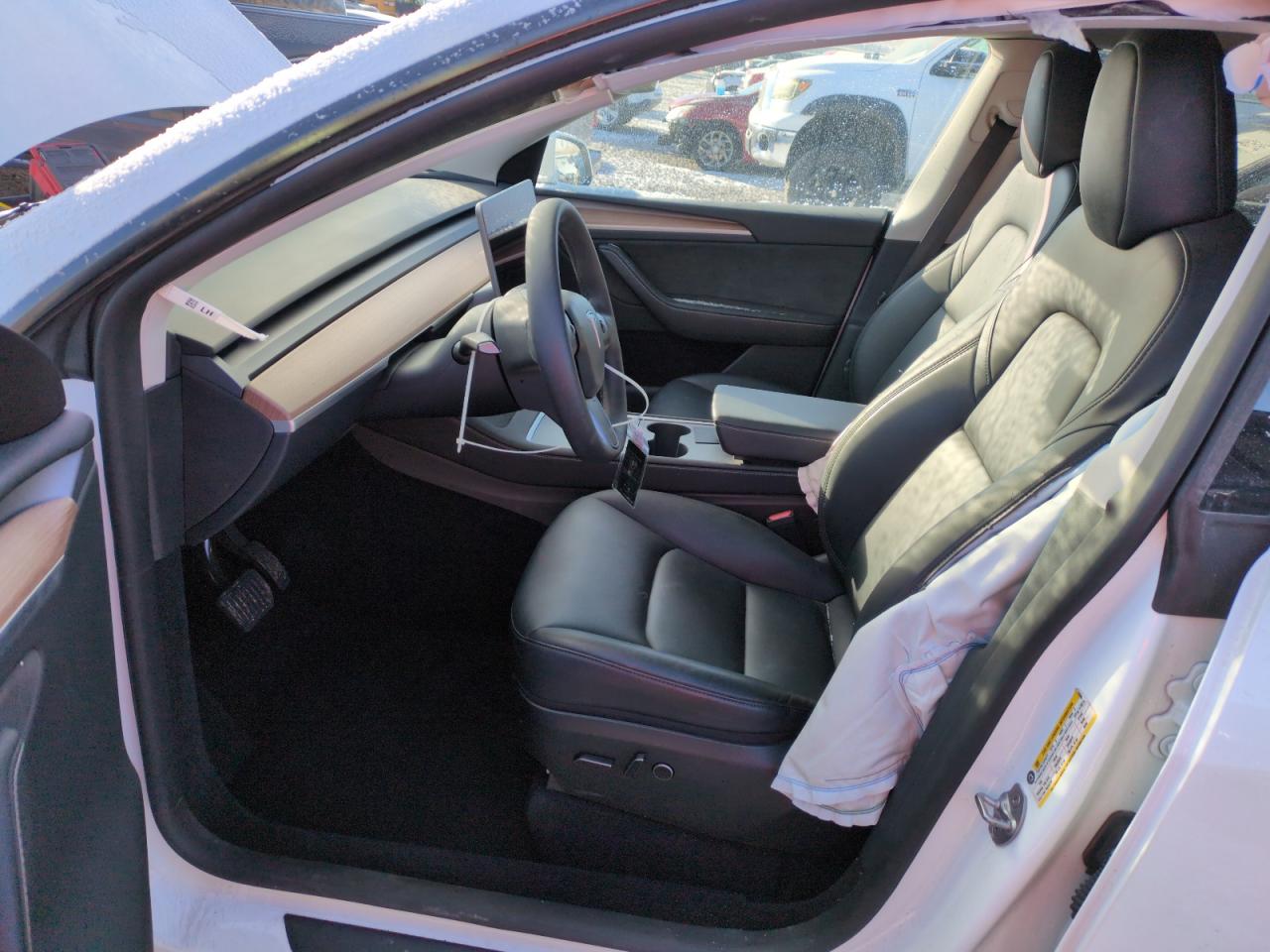 2023 TESLA MODEL Y  VIN:7SAYGDEE9PA129845