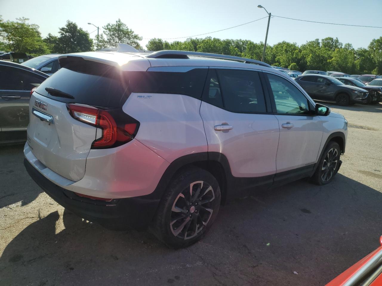 2022 GMC TERRAIN SLT VIN:3GKALPEV5NL117791