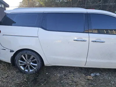 2018 Kia Carnival VIN: