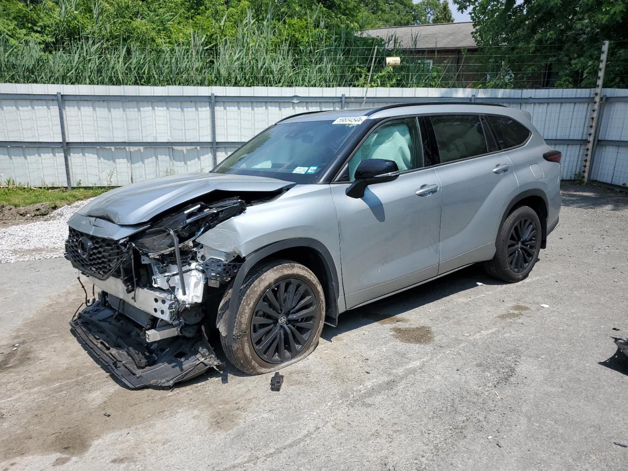 2024 TOYOTA HIGHLANDER LE VIN:5TDKDRBH2RS532669