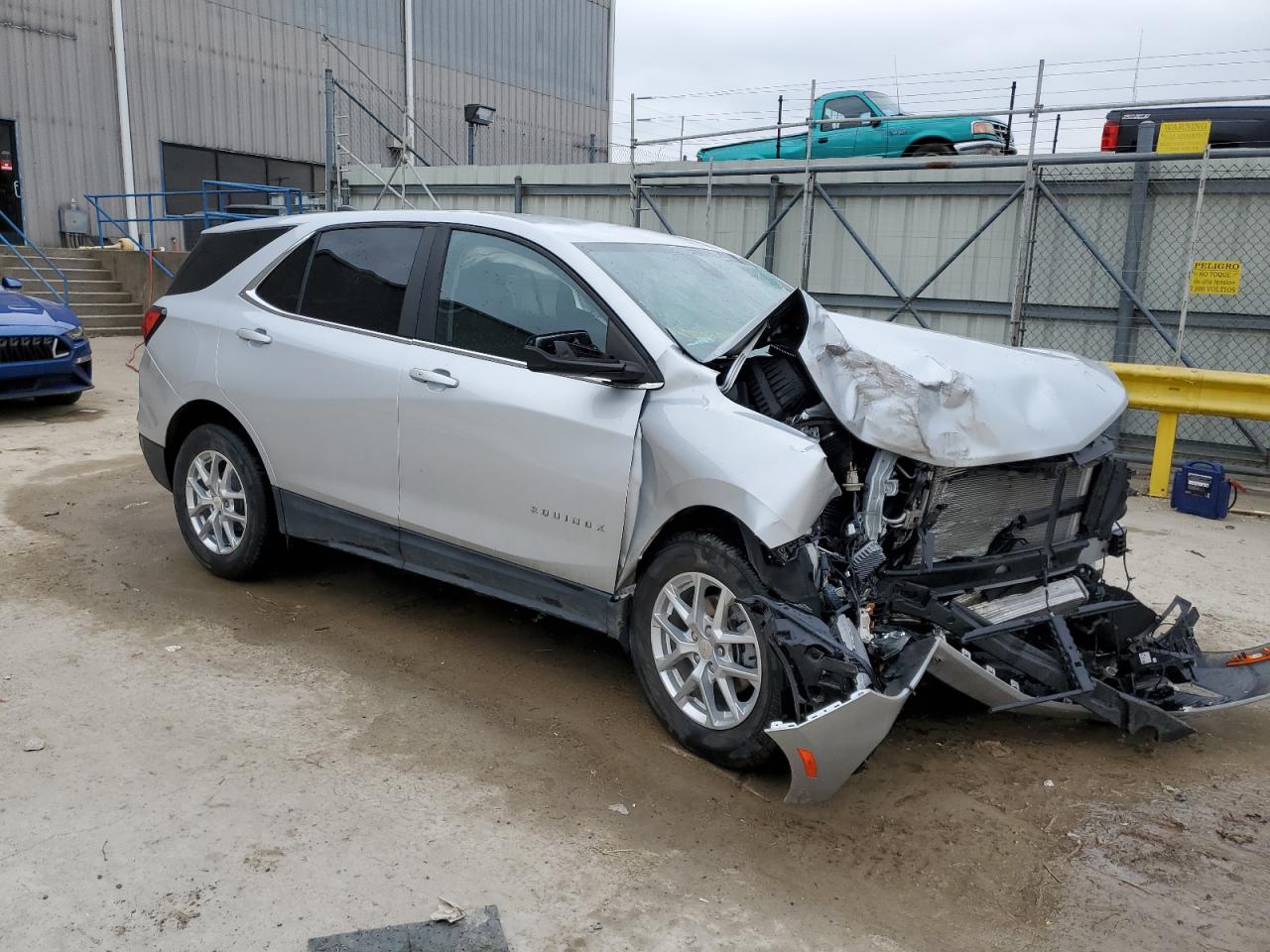 2022 CHEVROLET EQUINOX LT VIN:3GNAXTEV2NL134659