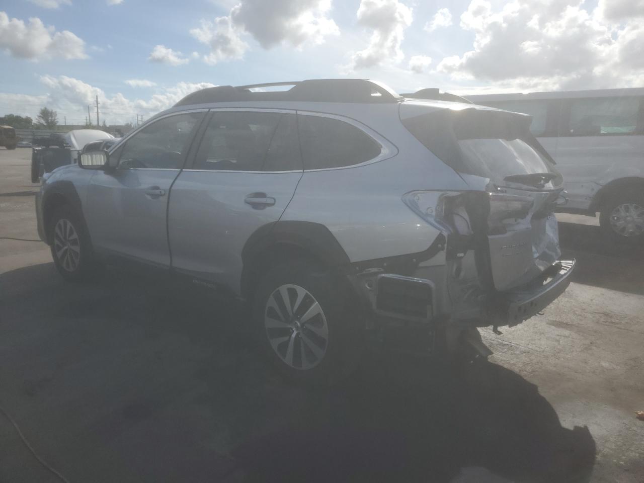 2024 SUBARU OUTBACK PREMIUM VIN:4S4BTACC5R3153783