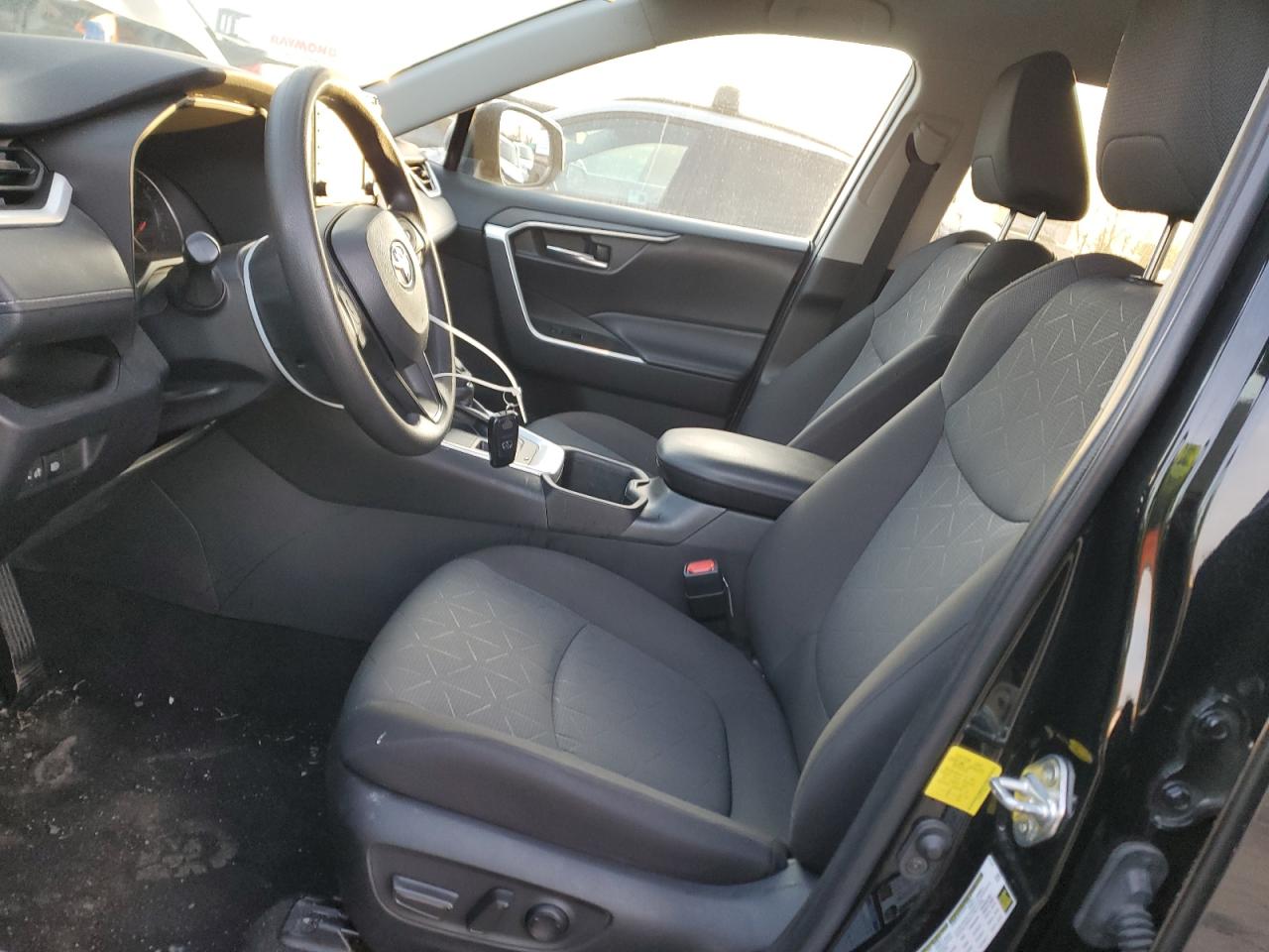 2022 TOYOTA RAV4 XLE VIN:2T3P1RFV4NC321515