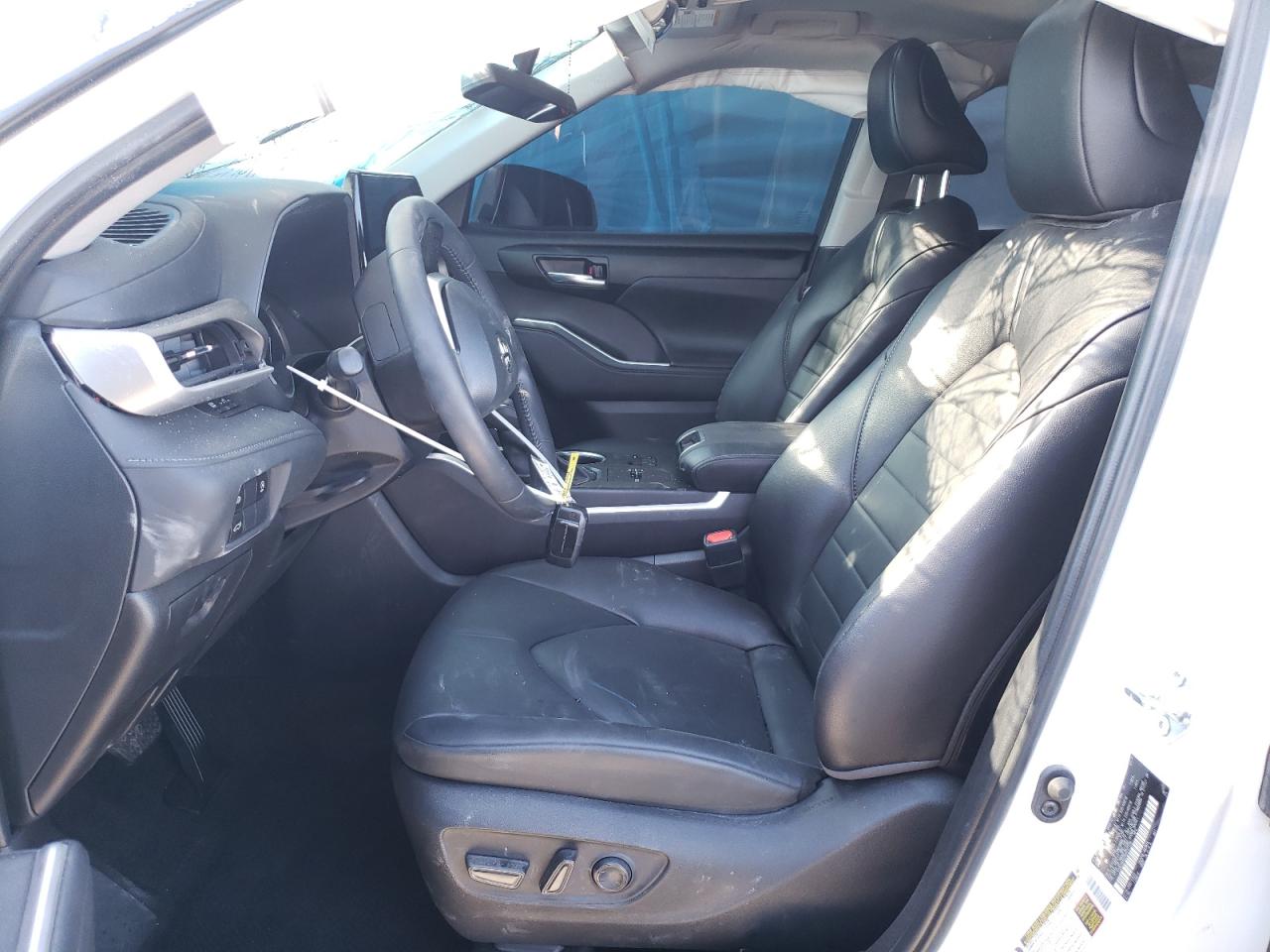2024 TOYOTA HIGHLANDER LE VIN:5TDKDRAH2RS537128