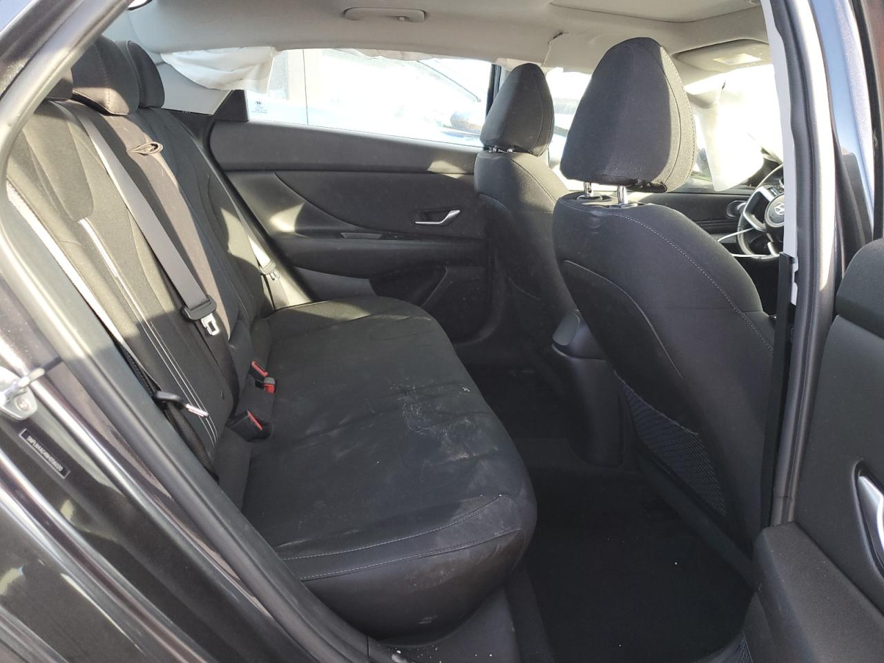 2022 HYUNDAI ELANTRA SEL VIN:5NPLN4AG4NH056020