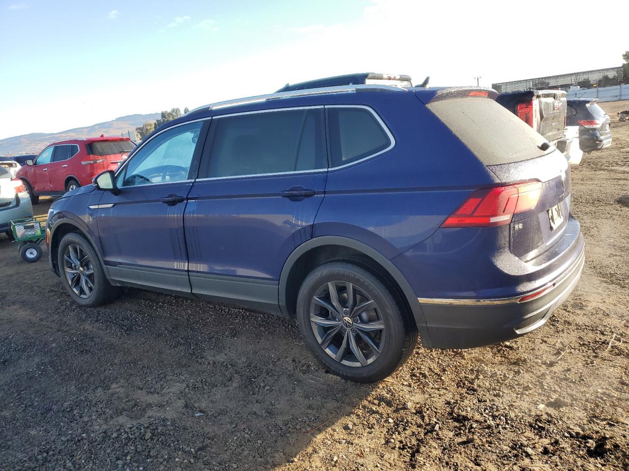 2022 VOLKSWAGEN TIGUAN SE VIN:3VV2B7AX5NM032634