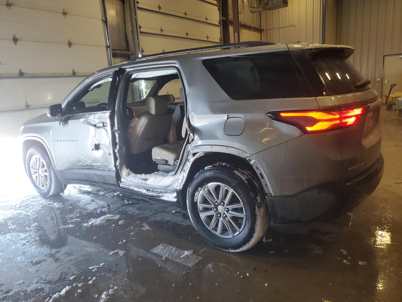 2023 CHEVROLET TRAVERSE LT VIN:1GNEVHKW5PJ338173