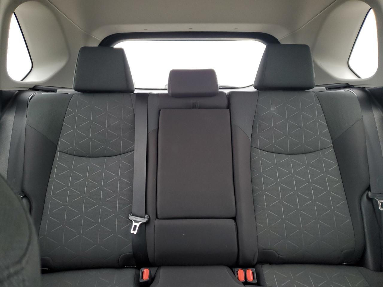 2023 TOYOTA RAV4 XLE VIN:2T3W1RFV5PW272127