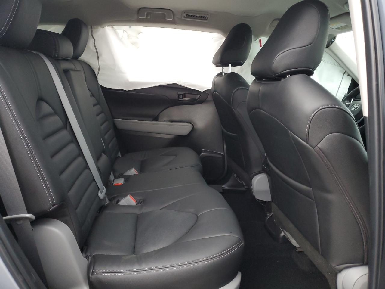 2024 TOYOTA HIGHLANDER LE VIN:5TDKDRAH7RS528294