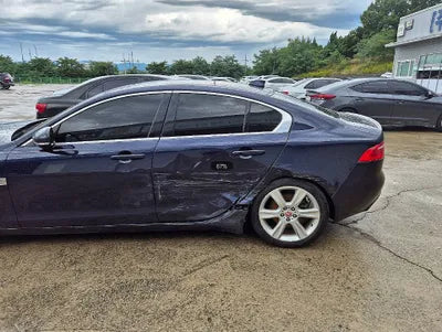 2018 Jaguar XE VIN: