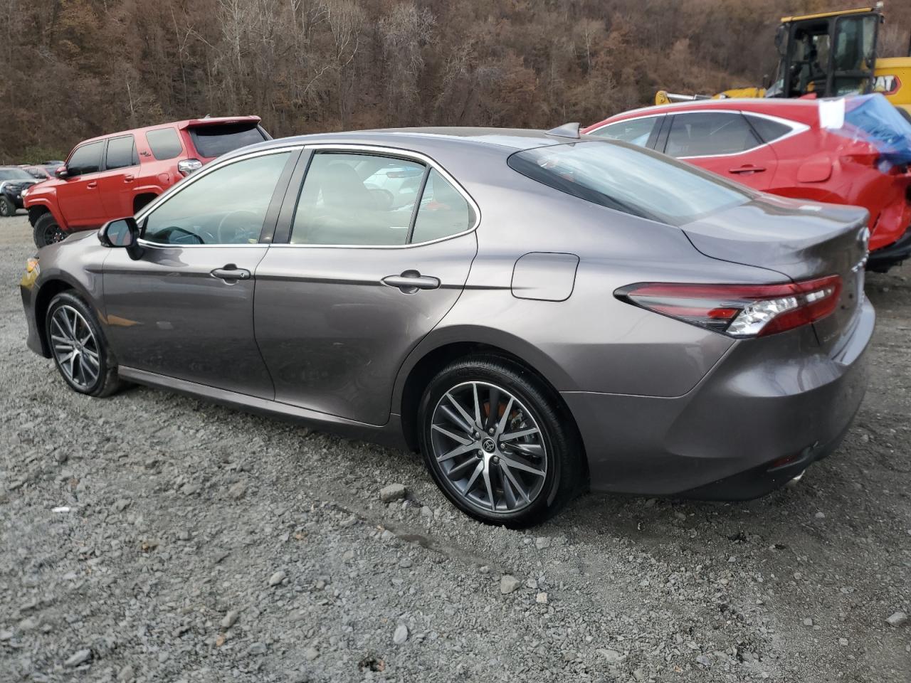 2024 TOYOTA CAMRY XLE VIN:4T1F31AK8RU072198