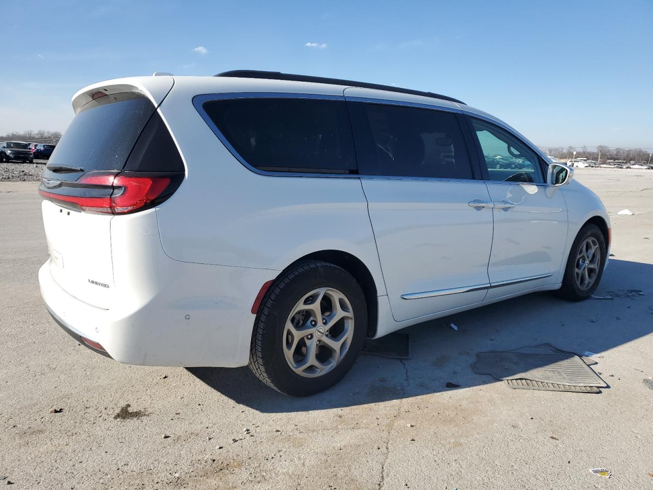 2022 CHRYSLER PACIFICA LIMITED VIN:2C4RC1GG9NR158437
