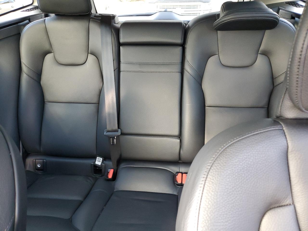 2022 VOLVO XC60 B5 MOMENTUM VIN:YV4L12DK4N1920391