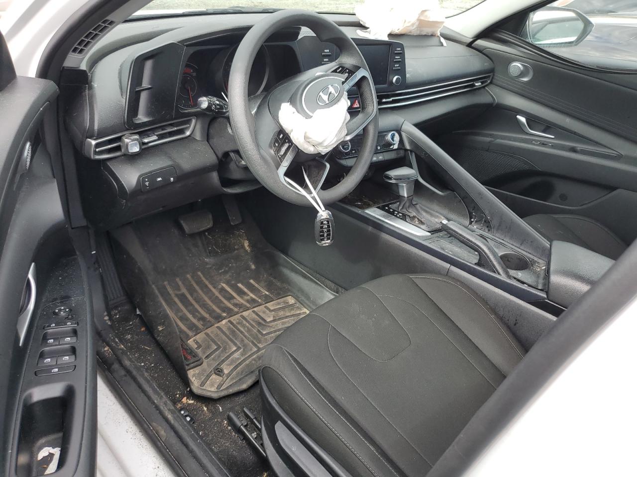 2023 HYUNDAI ELANTRA SEL VIN:5NPLM4AG7PH103286