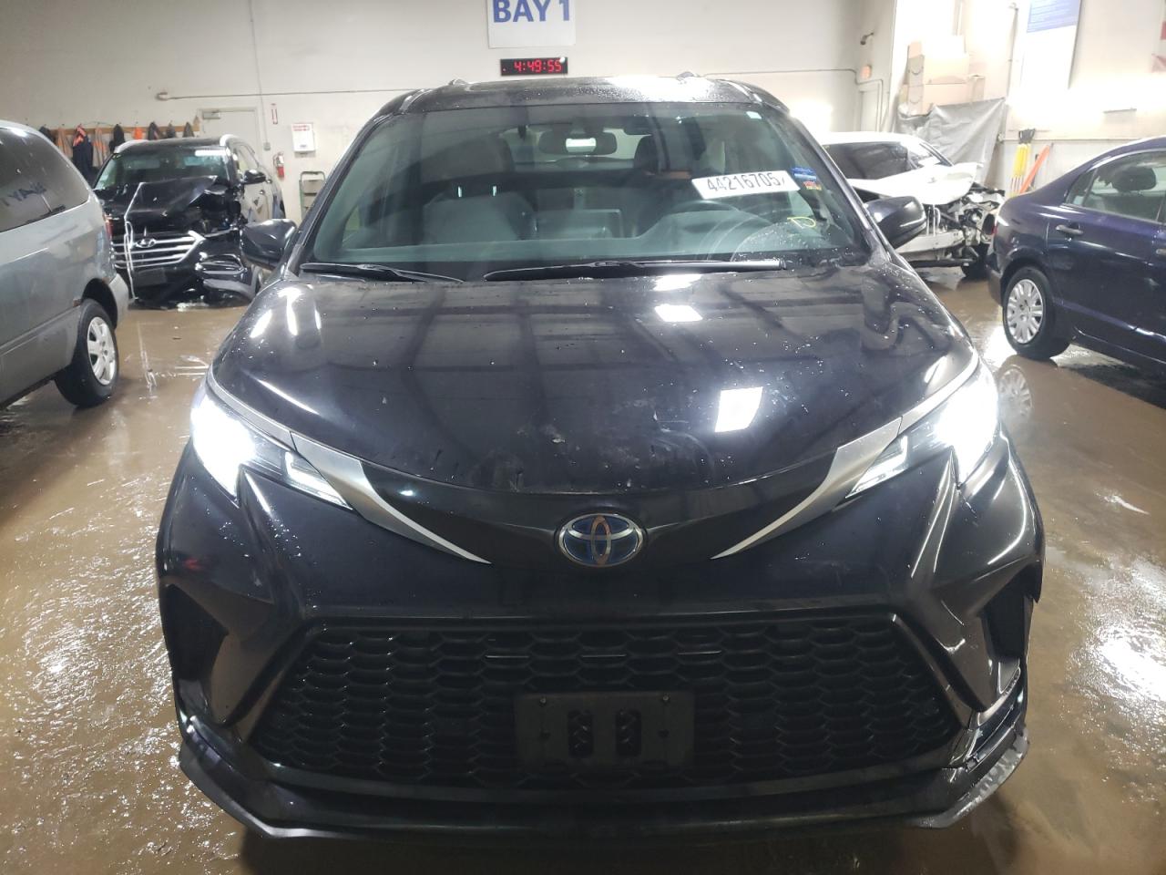 2022 TOYOTA SIENNA XSE VIN:5TDXRKEC5NS132033